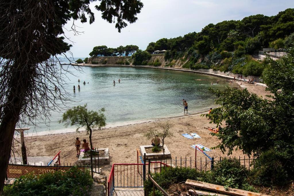 Apartment Paola With Free Private Parking Place Split Extérieur photo